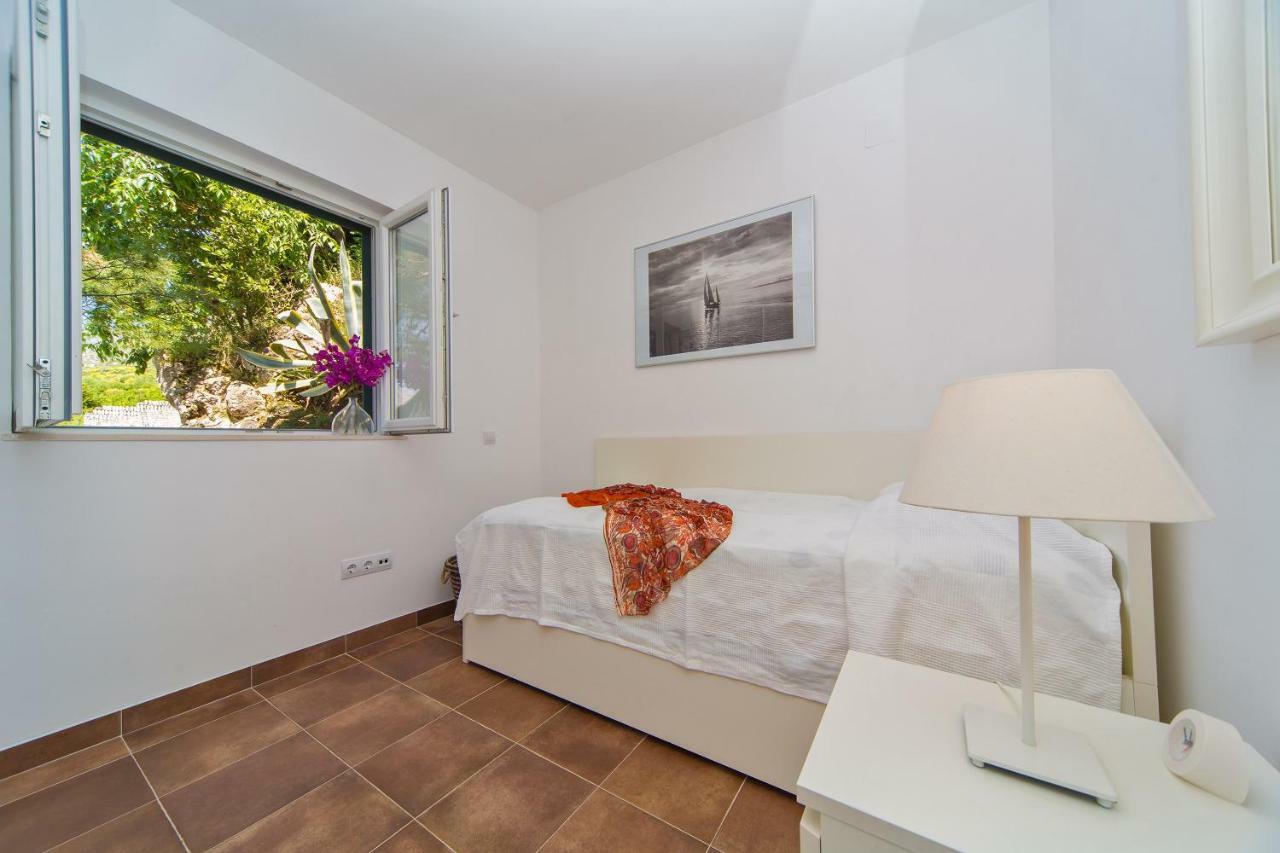 I Sassi Bianchi - West Villa Cavtat Exterior foto